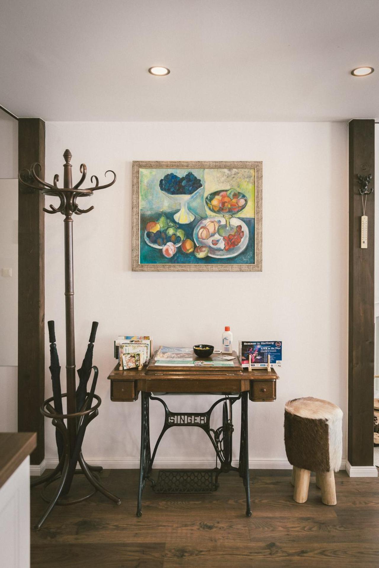 "Hunter'S Suite"- At The Heart Of Hartberg I Parking Exterior foto